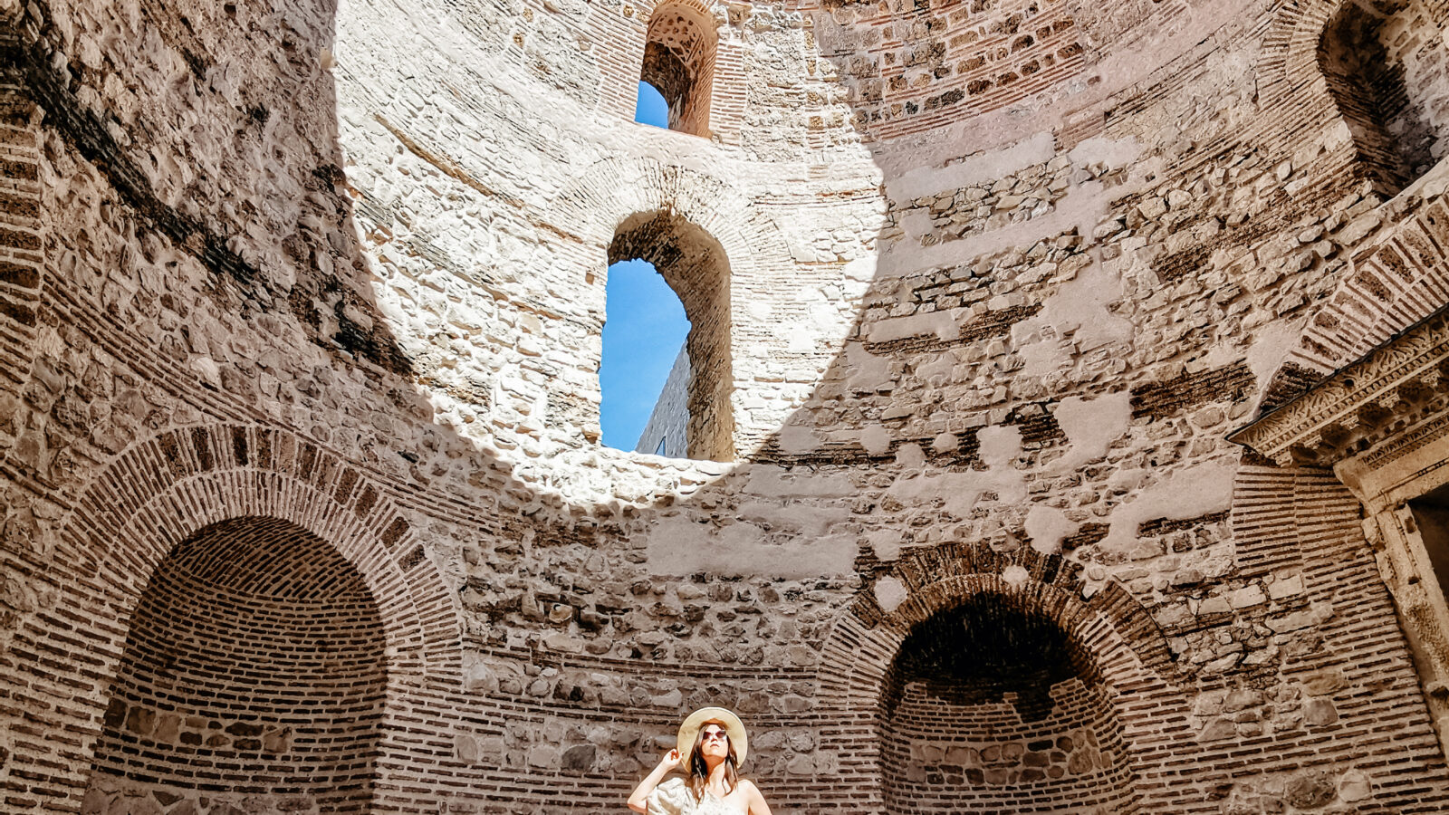 Vestibul © Shutterstock